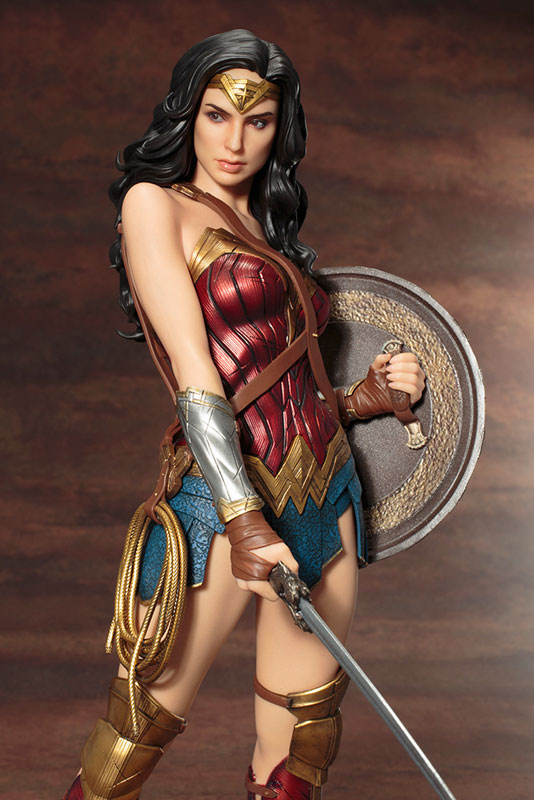 Wonder Woman 1/6 (ARTFX) Figure24