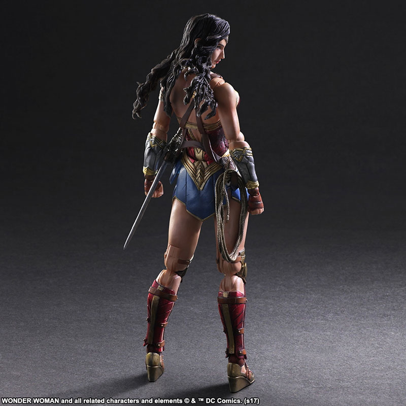 Wonder Woman (Play Arts Kai) Figure35