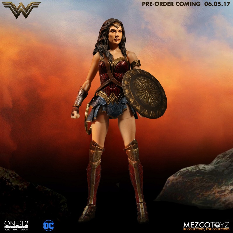 Wonder Woman - One 12" (Mezco Toyz) Mezco-10