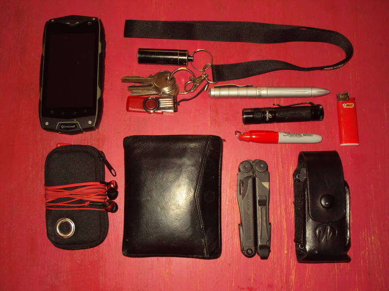 Mon EDC de tous les jours - Page 2 Dsc03713