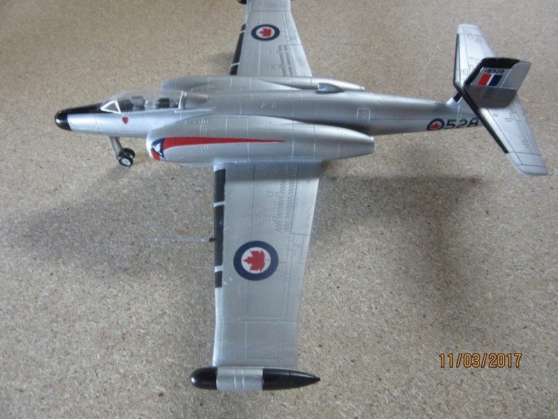 [HOBBYCRAFT] AVRO CANADA CF 100 Mk IV B CANUCK Réf HC1320 Img_2911