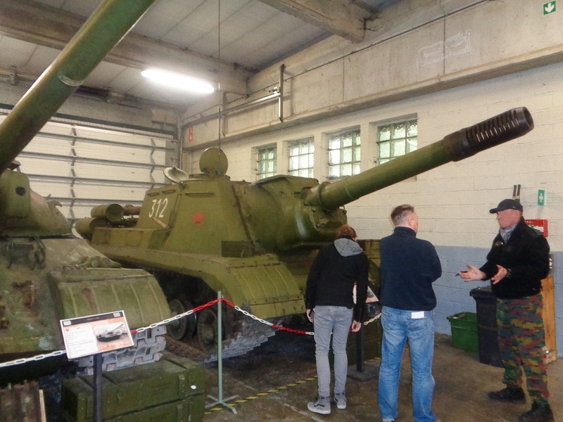 Visite du Bastogne Barracks: les véhicules (pour les amoureux) Dsc01437