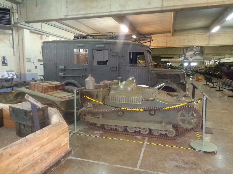 Visite du Bastogne Barracks: les véhicules (pour les amoureux) Dsc01446