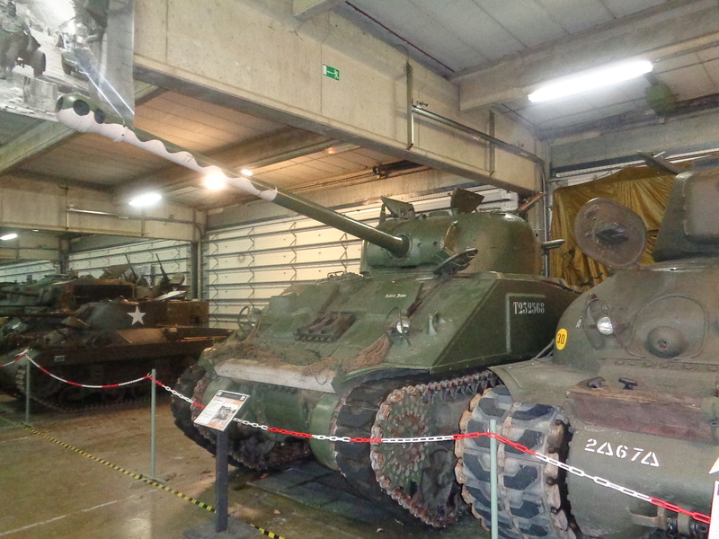 Visite du Bastogne Barracks: les véhicules (pour les amoureux) Dsc01452