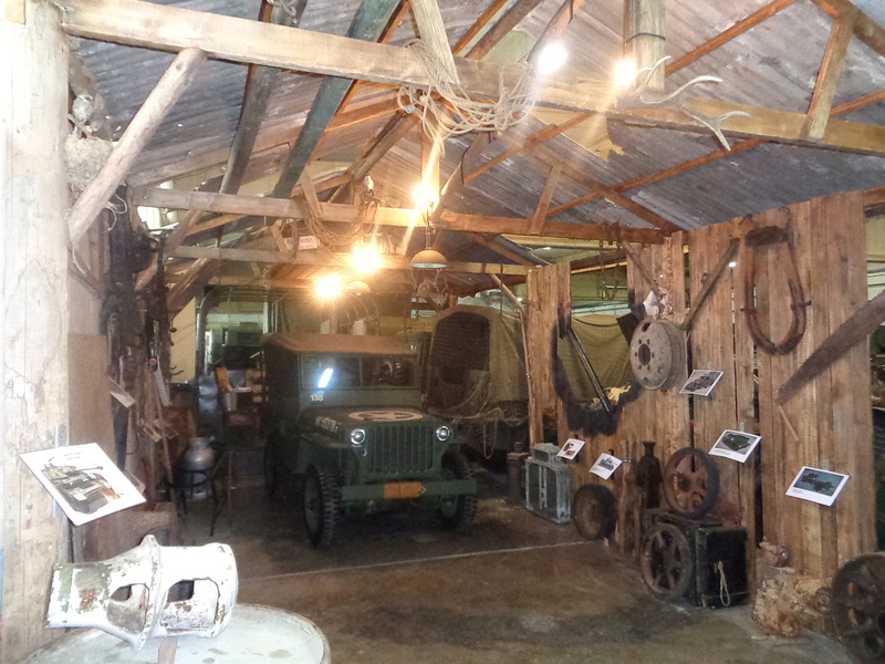 Visite du Bastogne Barracks: les véhicules (pour les amoureux) Dsc01455