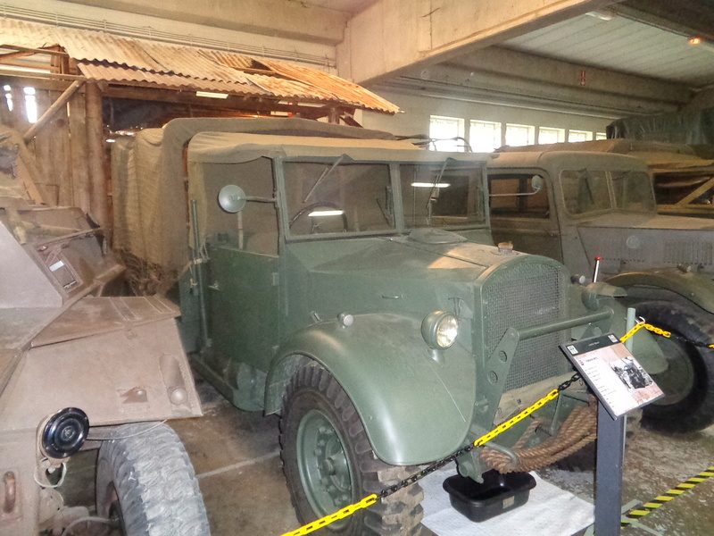 Visite du Bastogne Barracks: les véhicules (pour les amoureux) Dsc01467