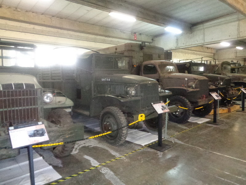 Visite du Bastogne Barracks: les véhicules (pour les amoureux) Dsc01483