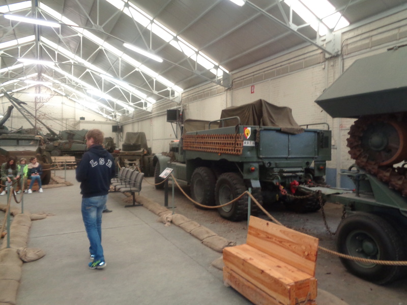 Visite du Bastogne Barracks: les véhicules (pour les amoureux) Dsc01533