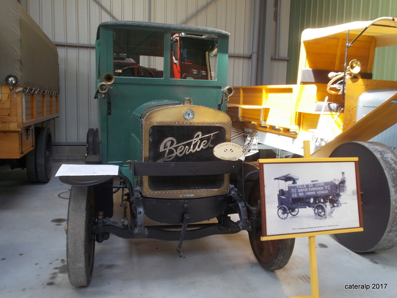 berliet - Visite de la fondation BERLIET  Berli114