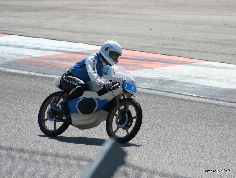 Les photos des Coupes Moto Légende 2017 Moto_183