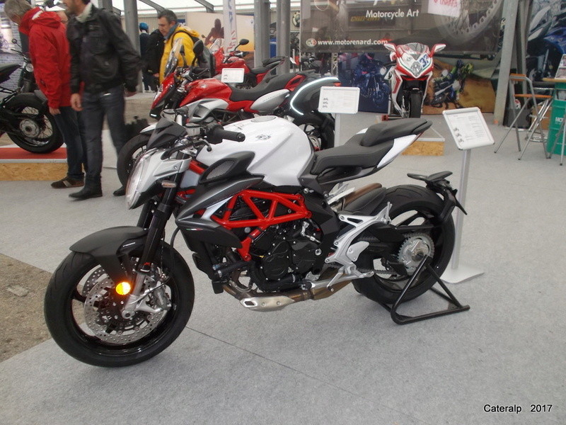 Album photo Avignon Motor Festival 2017 Salon_53