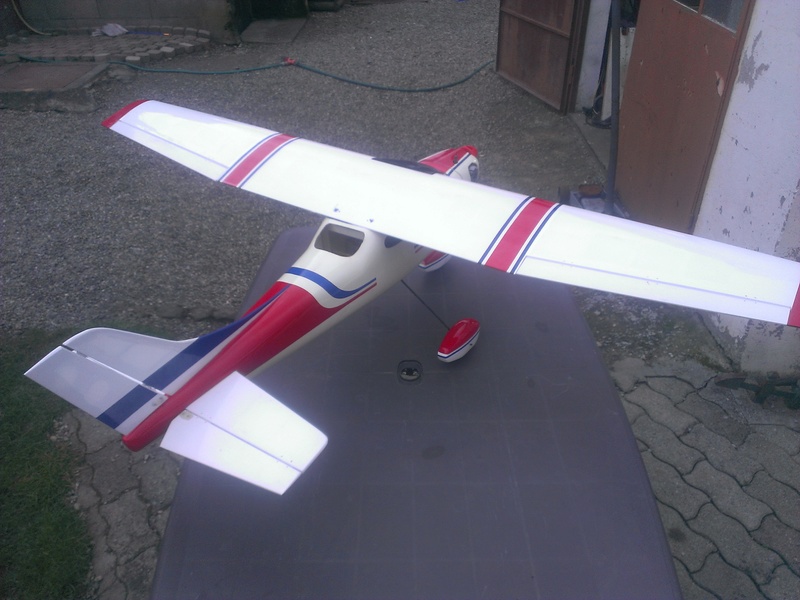 cessna 182  Imag1124