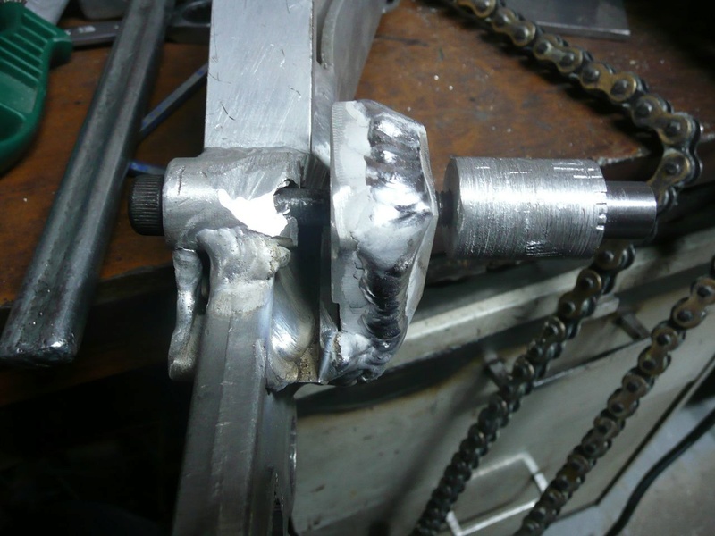 adaptation bras oscillant GSX R 1989 sur GSX - Page 3 P1220427
