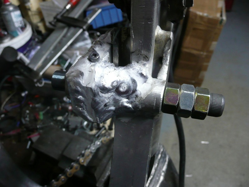 adaptation bras oscillant GSX R 1989 sur GSX - Page 3 P1220430