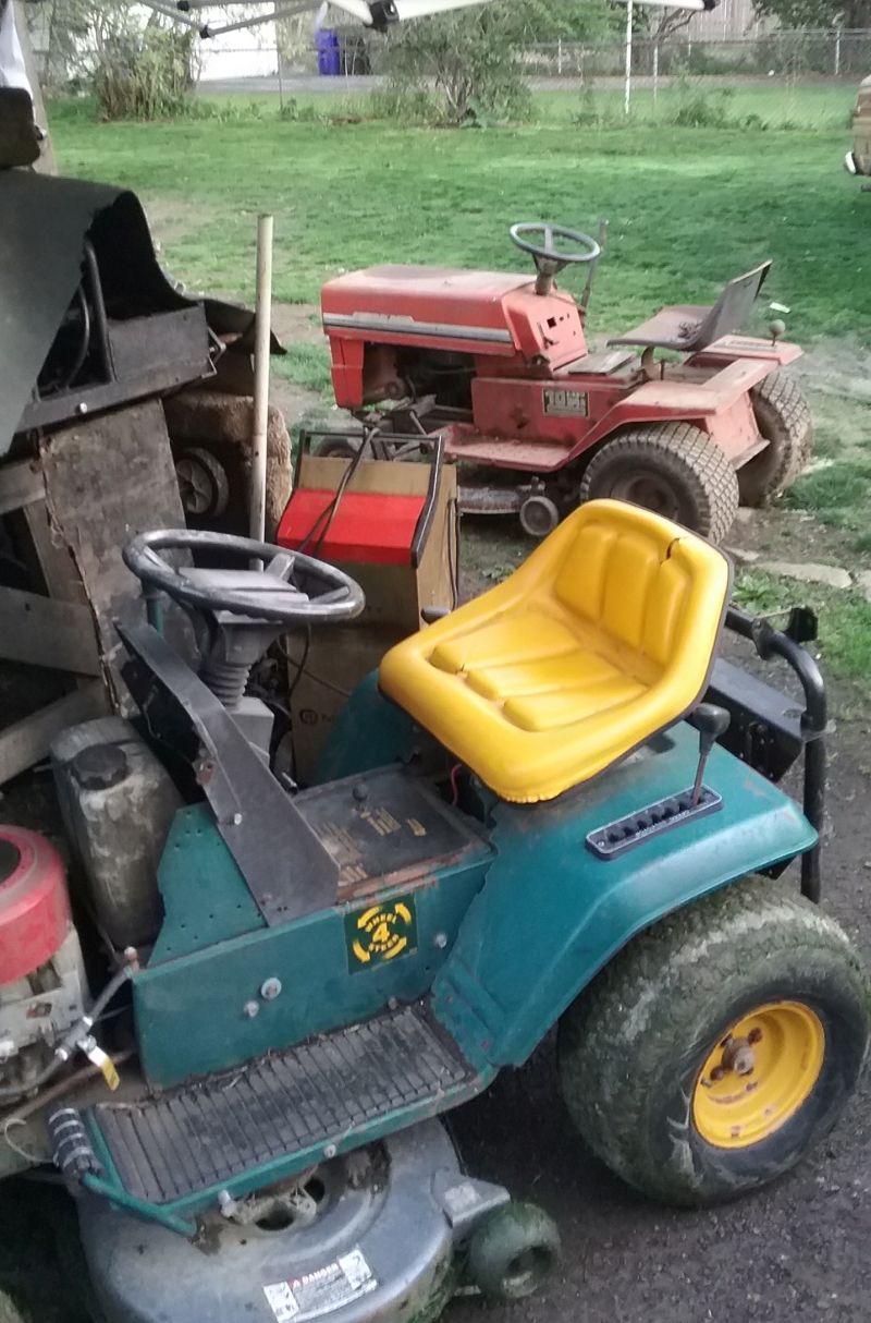 mower - Vari drive with 5 speed transaxle Lk1a10