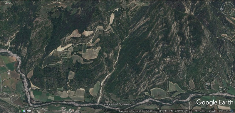 Recherche pyramide en Provence 271
