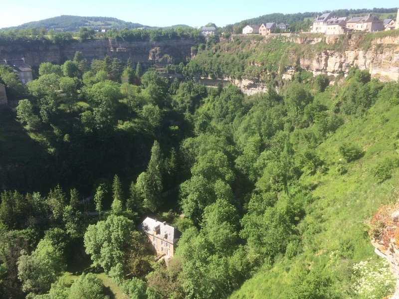 BALADES, PHOTOS - Le trou de Bozouls et ses environs Img_2116