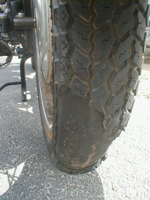 Date des pneus  P5100010