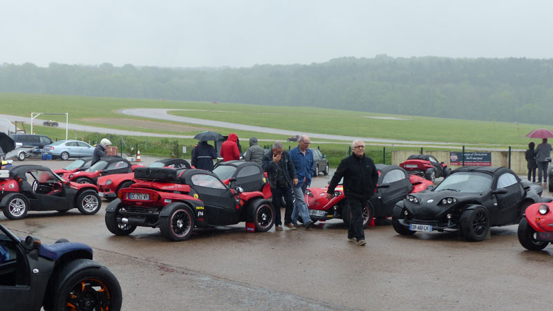 Retour du Secma Track Day "Les Ecuyers" 06 Mai 2017 P1050915