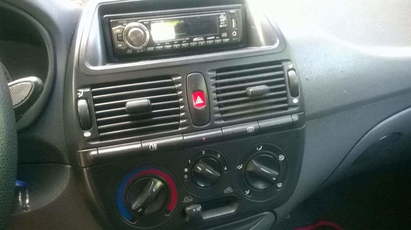 L'auto de Jess Receiv17
