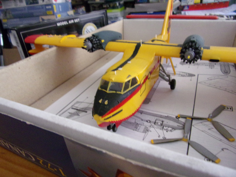 canadair CL 215 [HELLER - 1/72éme] 102_5212