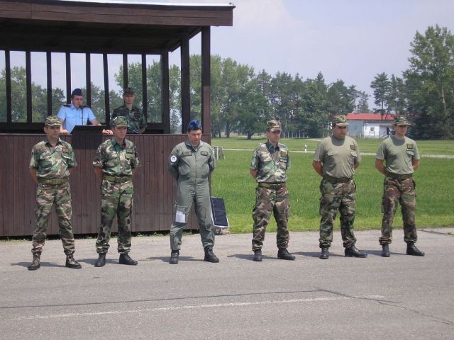 Slovak Air Force flight jumpsuit, gloves and garrison cap 7115_o10