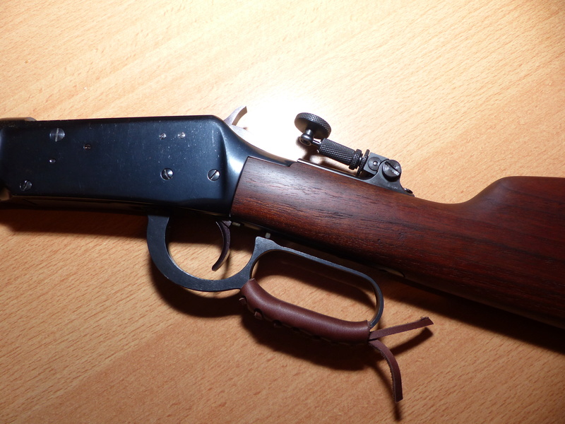 J'ai enfin trouvé mon Graal, une Winchester 1894 en 44 WCF de 1976  P1010310