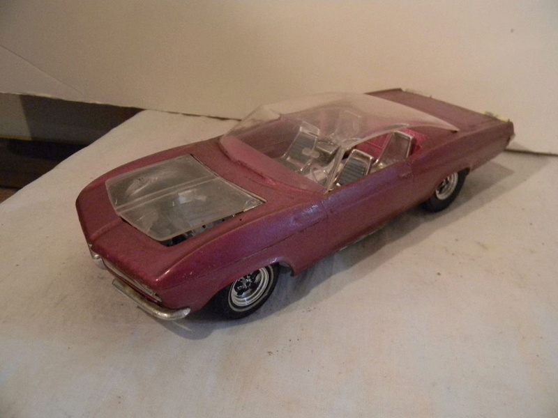 Vintage built automobile model kit survivor - Hot rod et Custom car maquettes montées anciennes - Page 9 121