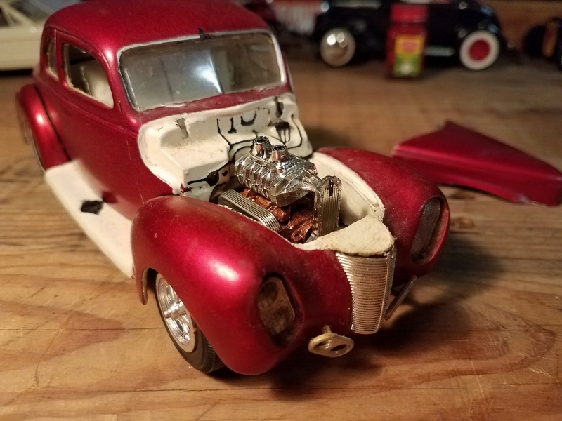 Vintage built automobile model kit survivor - Hot rod et Custom car maquettes montées anciennes - Page 10 18527010