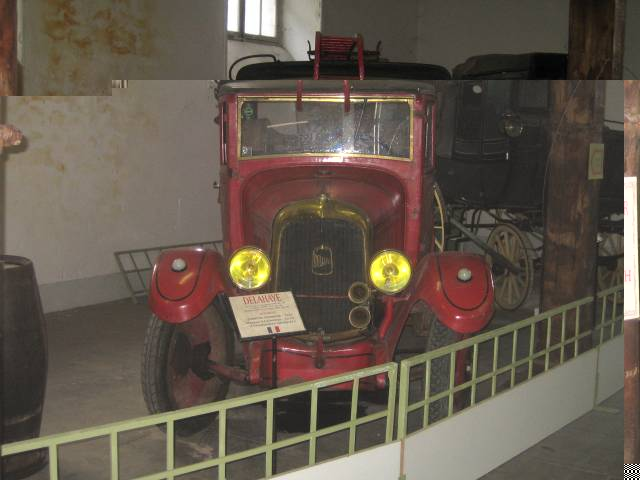 Le Musée de l'automobile et de la locomotion de La Reole (33 France) Lareol45