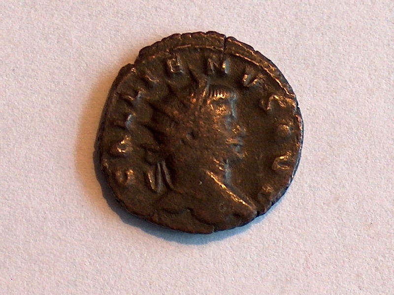 Identification romaine 28 GALLIENUS AUG VIRTUS AVG VI RIC 32 2810