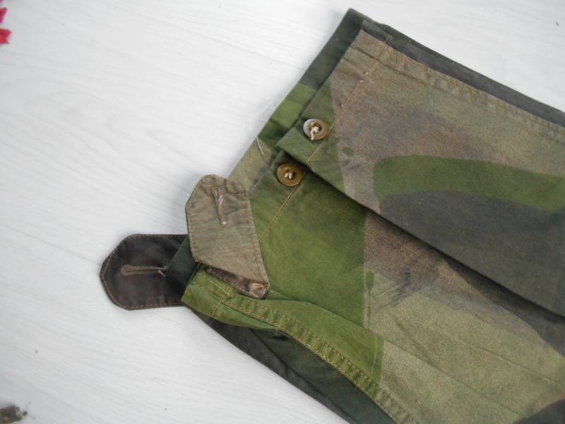 Pantalon peau de saucisson daté 1943 VENDU Dscn1475