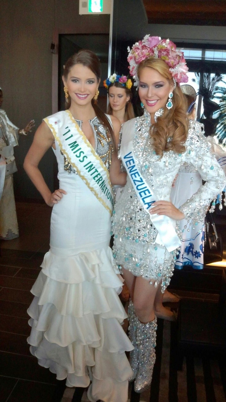 blanca aljibes, miss venezuela internacional 2011. - Página 4 0a2bf710