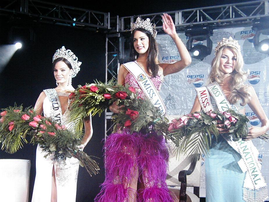 andrea gomes, miss venezuela internacional 2004. - Página 5 10610