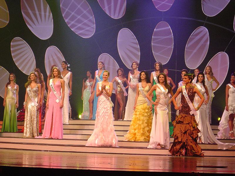 marianne puglia, miss earth - fire 2006. - Página 4 21010