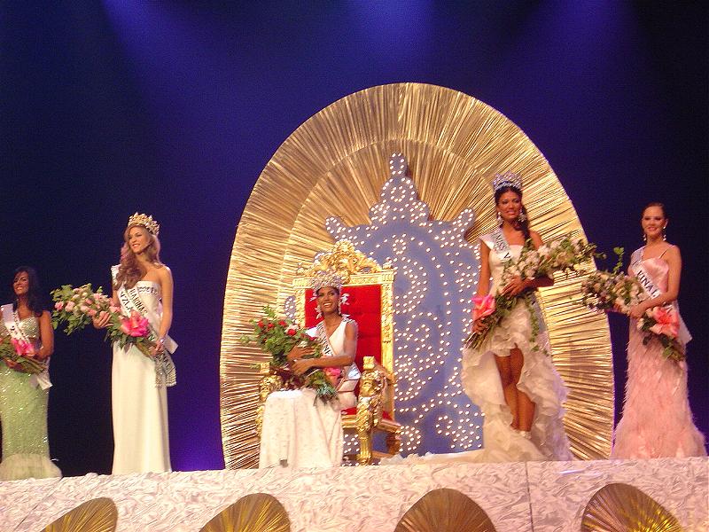 jicza vina, miss venezuela 2005. - Página 2 24010