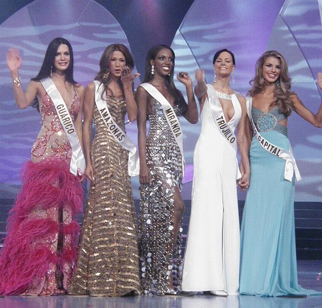 andrea gomes, miss venezuela internacional 2004. - Página 5 9311