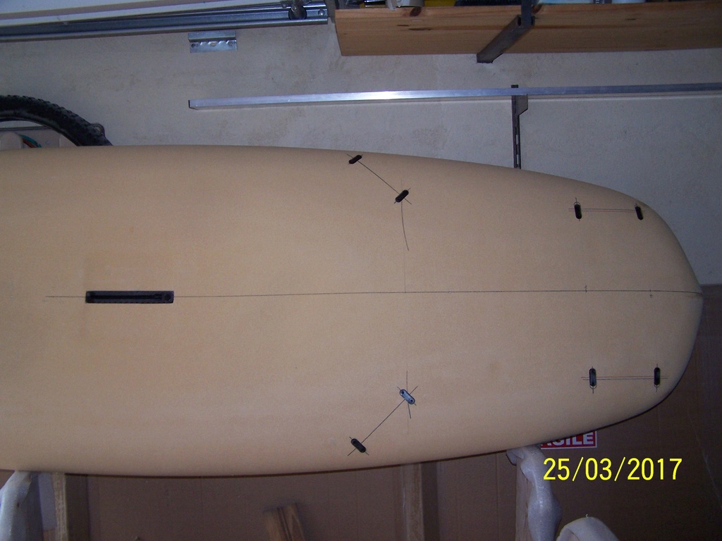 Race Lightwind (8.2m2) Style "With Cut Out ! " - Page 5 100_3444