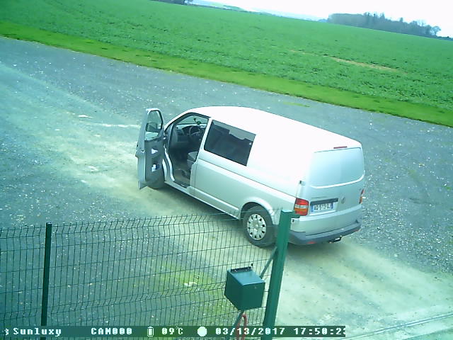 Caméra wifi extérieure pour surveillance Ptdc0010