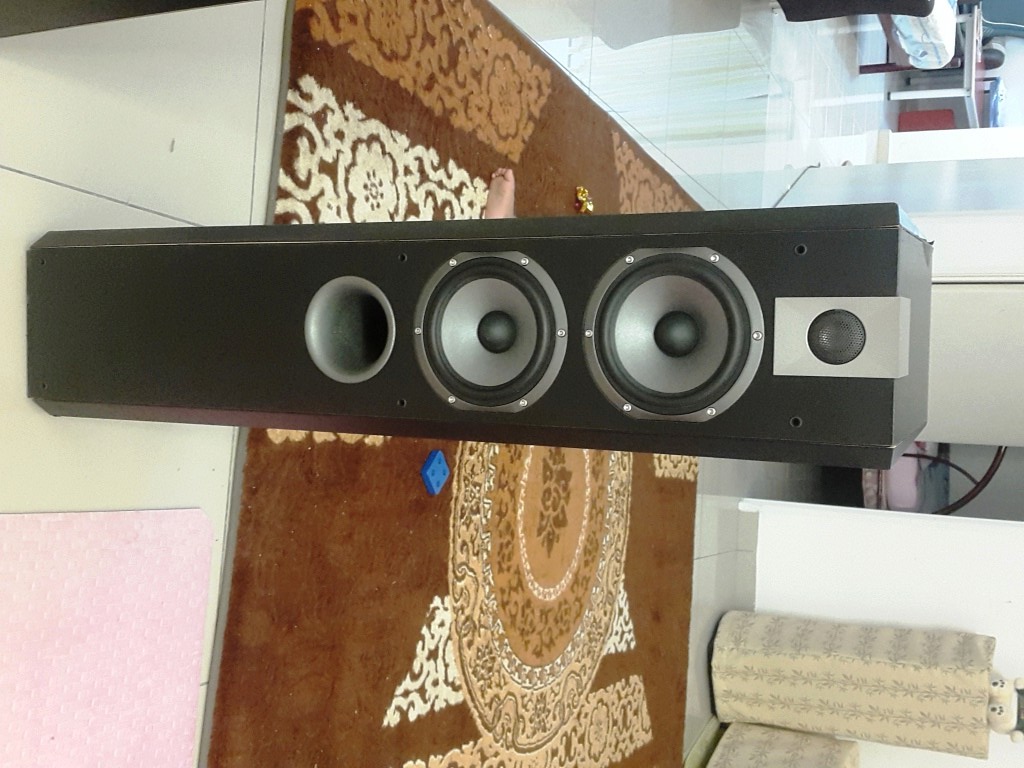 Focal Chorus 714V Main/Stereo Speaker Floorstanding Speakers (used) 20170214