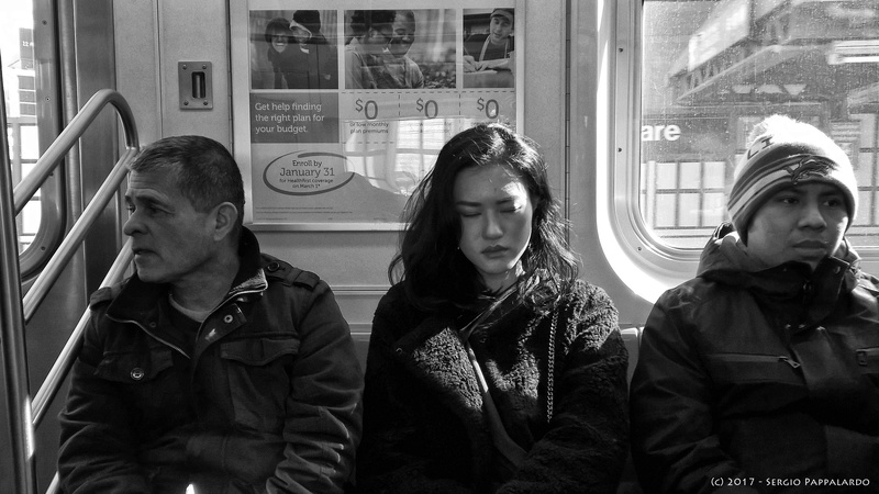 Nella metro di New York Wp_20110