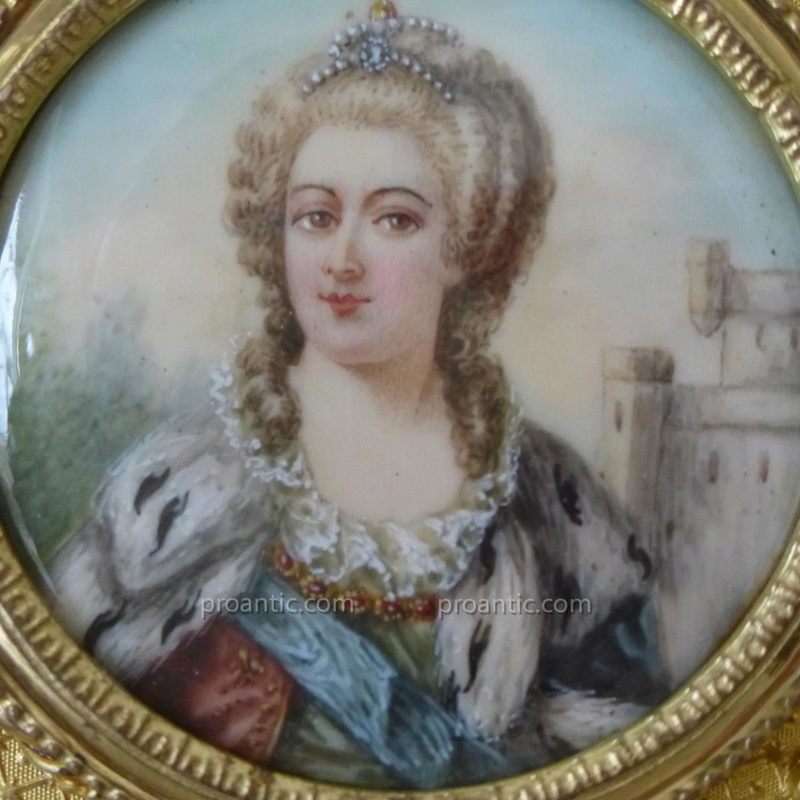 A vendre: miniatures de Marie Antoinette? - Page 5 23652111