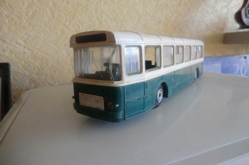 Maquettes de bus  HELLER ? , non NOREV, en route ! ! ! 14_04_24