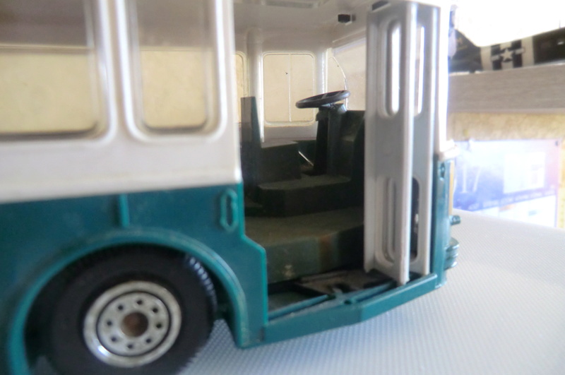 Maquettes de bus  HELLER ? , non NOREV, en route ! ! ! 14_04_26