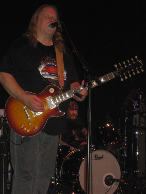 GOV'T MULE - Page 11 Img_3210