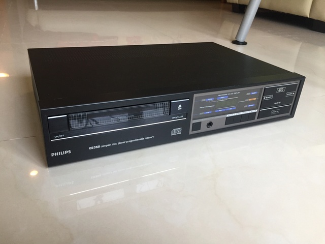 Sold - Philips cd350 CD player  Img_1313