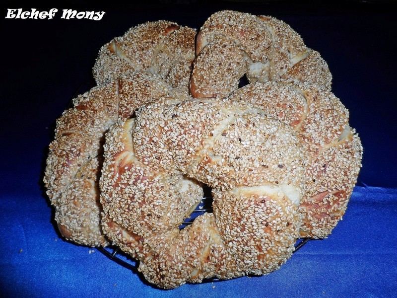 الخبز التركي بالسمسم من مطبخ الشيف موني بالصور 1310