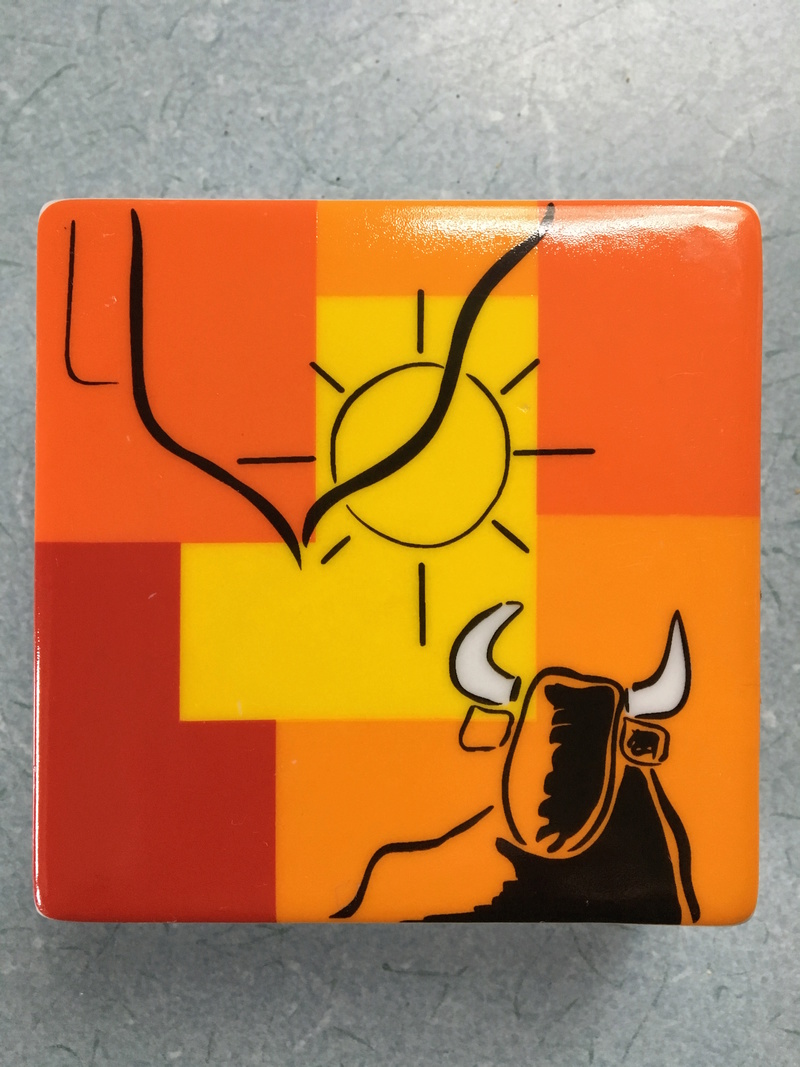 Please Help With This Bright Spanish Lidded Box with Bull Design Img_1614