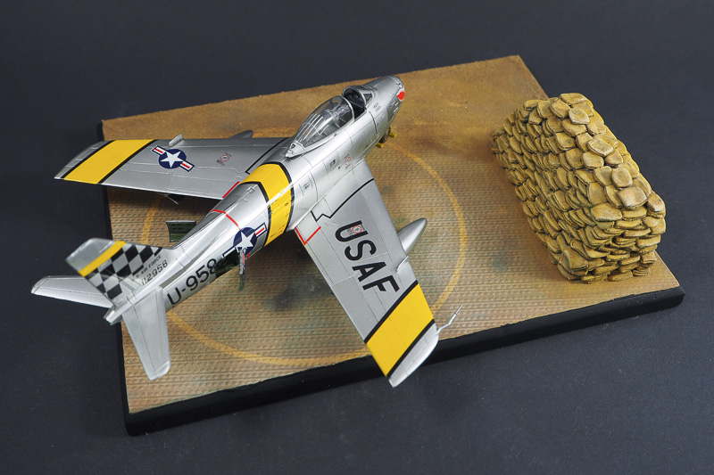  N.A. F-86F "Sabre" - 1/72 - Academy P5210015