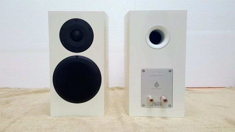 Atohm GT1 Special Edition Bookshelf Speaker (Second Hand) with a pair of Atohm Zef Mini Speaker Cable (FOC) 17122010